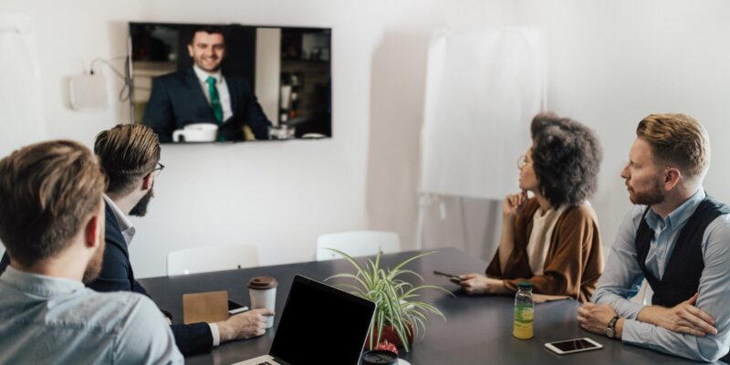 Simplicity of Cisco WebEx Video Conferencing boosts business productivity.|Cisco WebEx Meetings